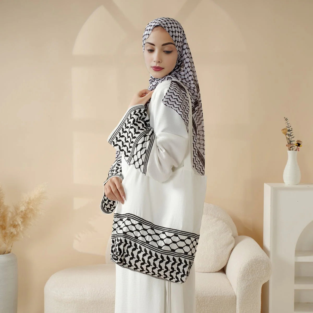 Palestinian Keffiyeh-Inspired Abaya with Matching Crossbody Bag Keffiyeh Abaya (AA131)