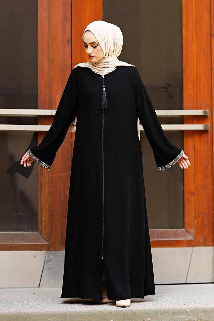Saira Zipper Abaya With Beautiful Sleeve