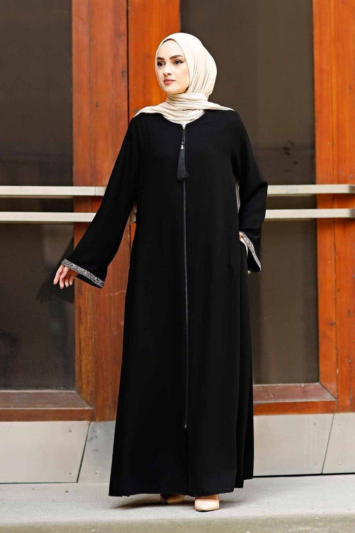 Saira Zipper Abaya With Beautiful Sleeve